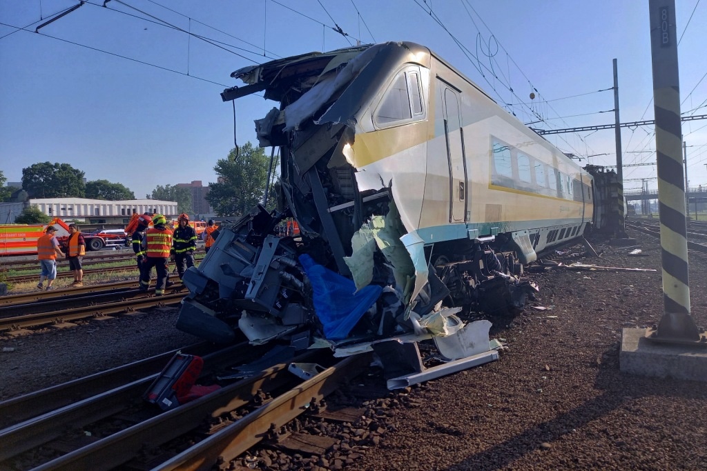 Wypadek Pendolino w Bohuminie. Nie żyje maszynista [WIDEO]