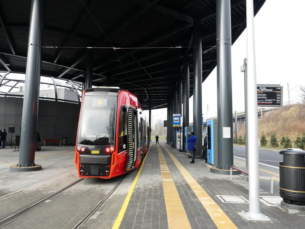 Od półtora roku miasto nie potrafi uruchomić biletomatów w CP Brynów. Te w CP Zawodzie też nie działają