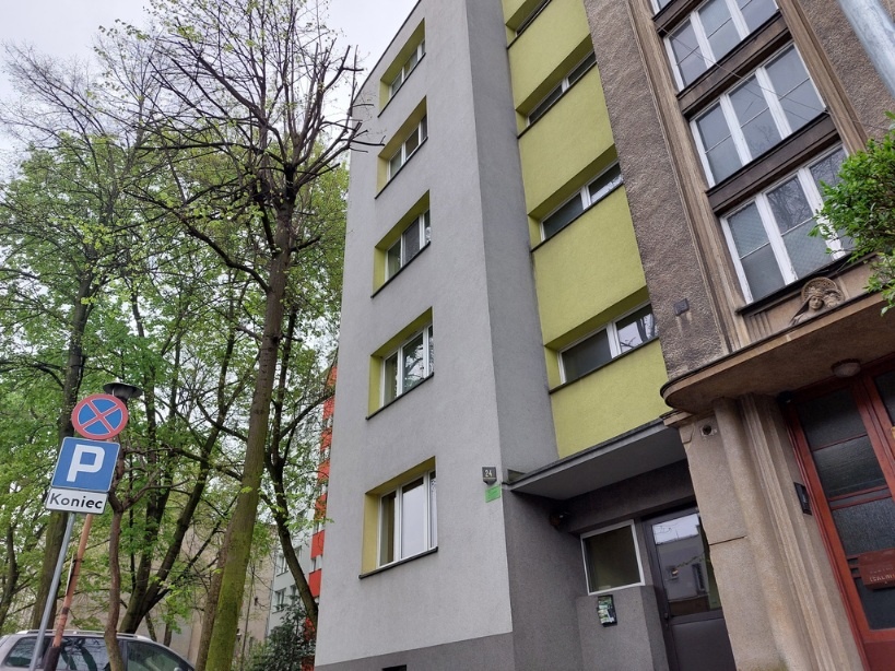 Zarzut i areszt dla Arkadiusza D., który dźgnął nożem 12-letnią Zosię