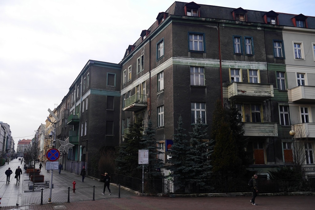 KTBS ogłosiło kolejny przetarg na przebudowę kamienic przy ul. Mariackiej na mieszkania dla seniorów