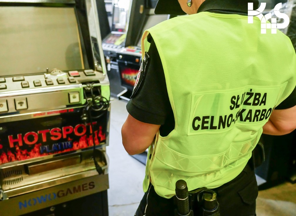 Kolejny duży nabór na celników w Katowicach. Wolnych jest 80 etatów