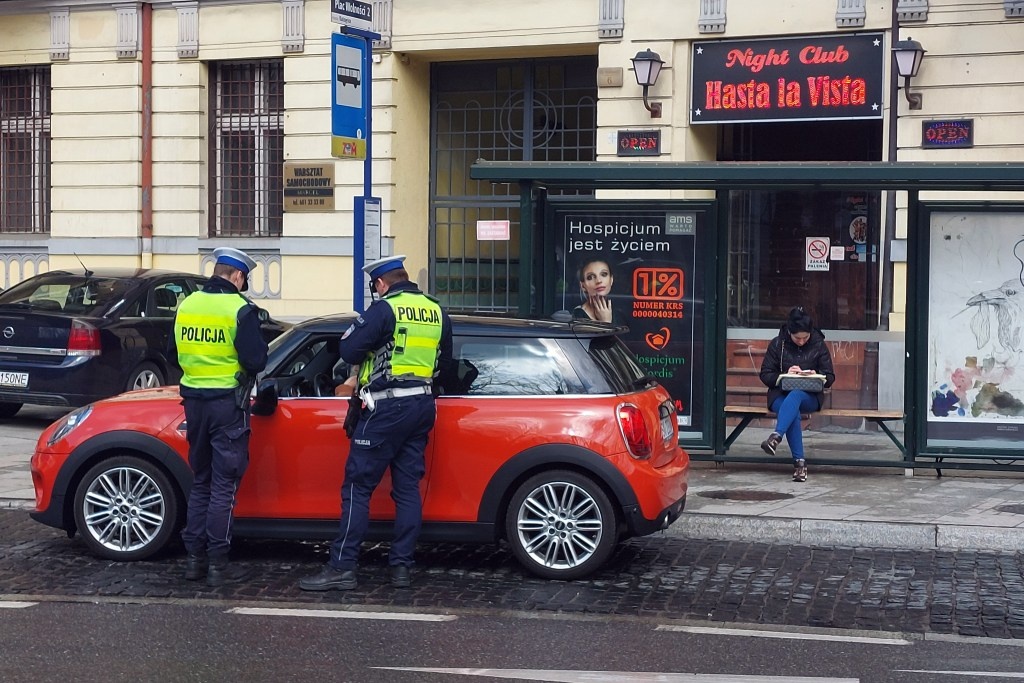 Wzmożone kontrole na drogach. W centrum Katowic kierowcy dostali wysokie mandaty