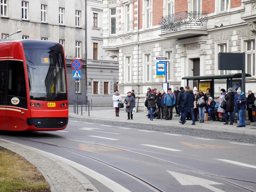 Komunikacja miejska w święta. Od jutra zmieniają się rozkłady jazdy