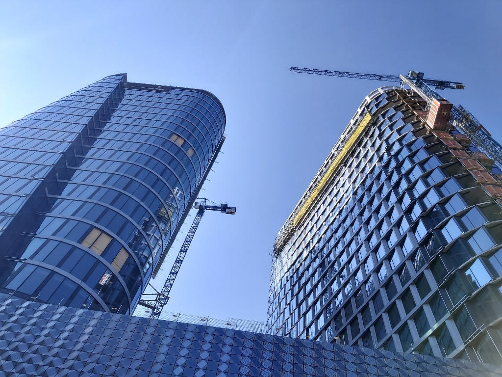 Wieże Cavatiny z pozwoleniem na użytkowanie