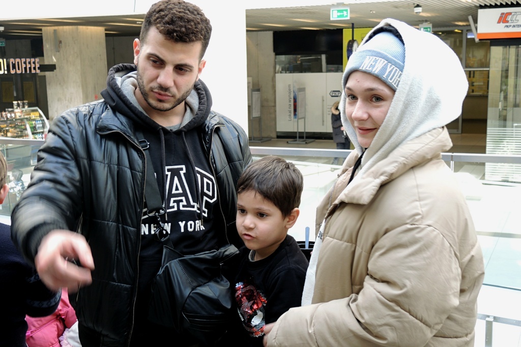 Przez kilka dni żyli w metrze, 3 dni jechali do Katowic. Ahmed i Aleksandra z synem uciekli z charkowskiego piekła
