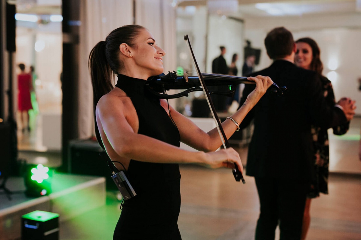 Saksofon, gitara i skrzypki na Twoim weselu z Fokus Group!
