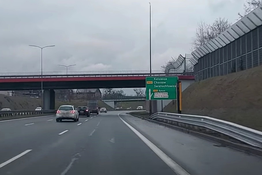 Trwają ostatnie testy pierwszego fotoradaru na DTŚ. Na zakręcie ma być mniej 