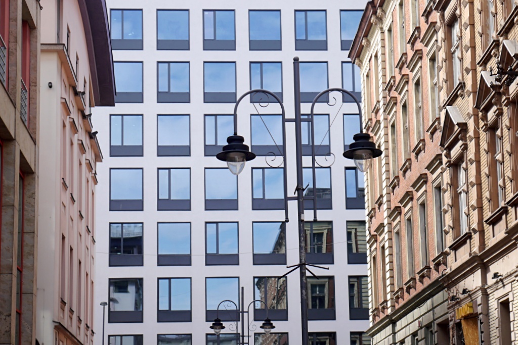 Nie tylko hotel. Na Młyńskiej na najemców czeka też biurowiec