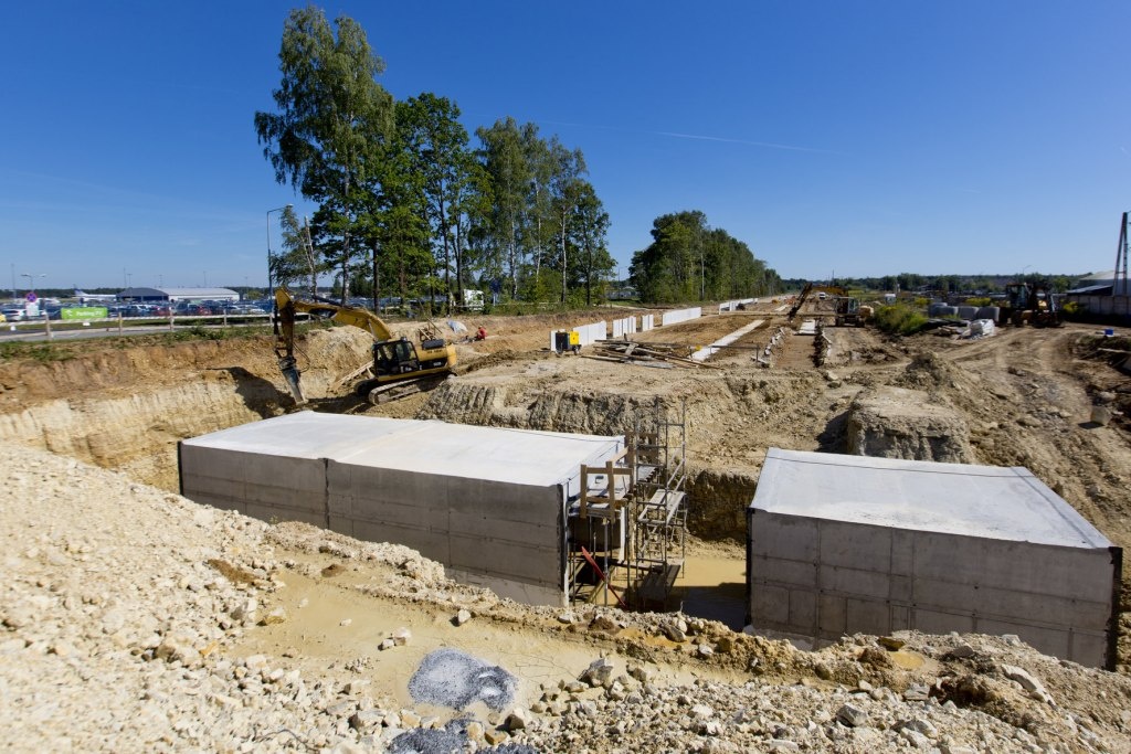Powstaje stacja Pyrzowice Lotnisko. Trwa odbudowa 30 km torów
