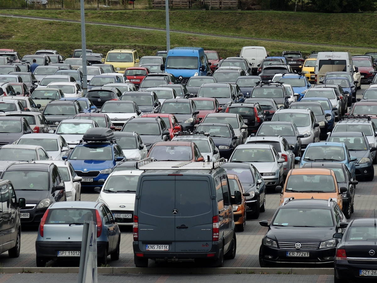 Szlabany zagrodzą wjazd na parkingi w strefie kultury. Niedługo trzeba będzie płacić za postój