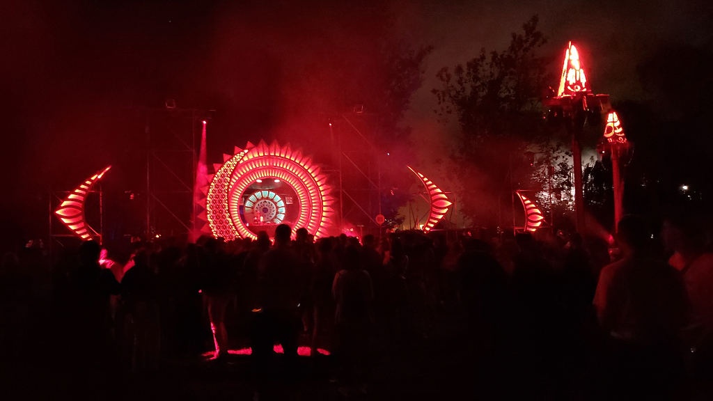 Mieszkańcy os. Tysiąclecia przysyłają kolejne filmy, na których pokazują co przeżywali podczas Fest Festivalu