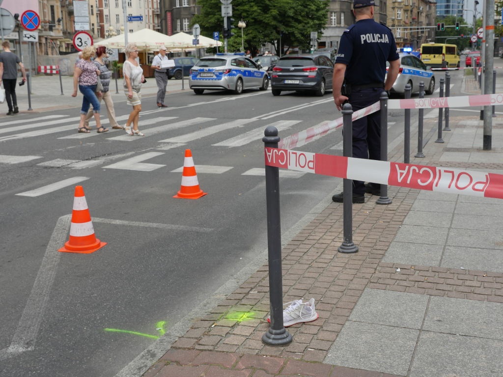 Kierowca, który przejechał 19-latkę, usłyszał zarzut zabójstwa. 