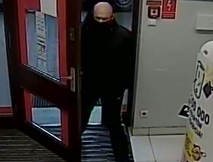 Wyniósł towar z Rossmanna w Szopienicach. Policja prosi o pomoc