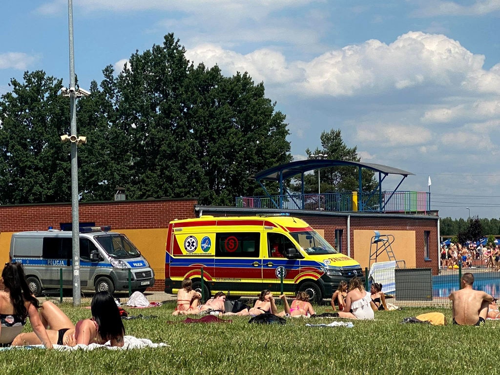 Kontrowersje po śmierci mężczyzny na Bugli