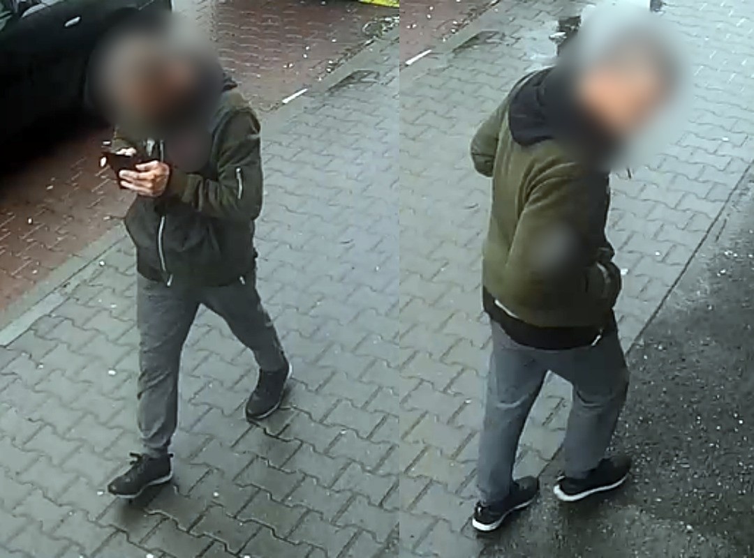 Znalazł na ulicy kartę i chciał nią płacić. Szukają go policjanci