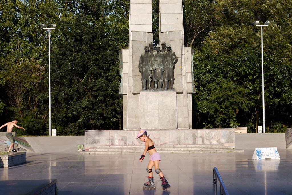 Przy Pomniku Trudu Górniczego odbędą się dzisiaj zawody deskorolkowe