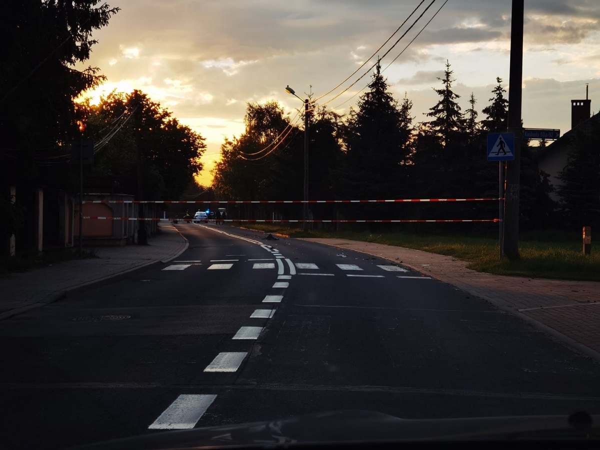 Pościg w Podlesiu. Policja odzyskała skradziony samochód