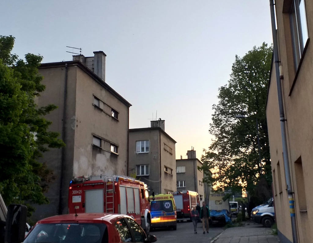 Wybuch w mieszkaniu w Zawodziu. Powodem była naprawa lodówki