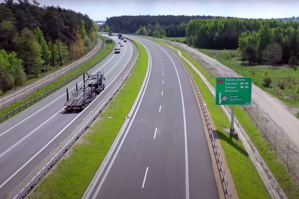 Droga S1 do lotniska w Pyrzowicach otwarta, ale nadal są zwężenia