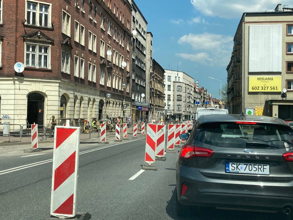 Będzie nowy asfalt na części ul. Mikołowskiej