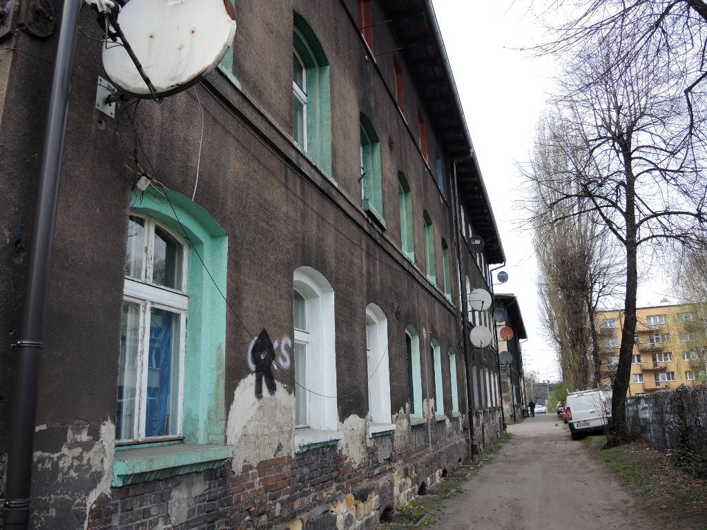 Z prawie 30 budynków w kilku dzielnicach Katowic znikną piece węglowe