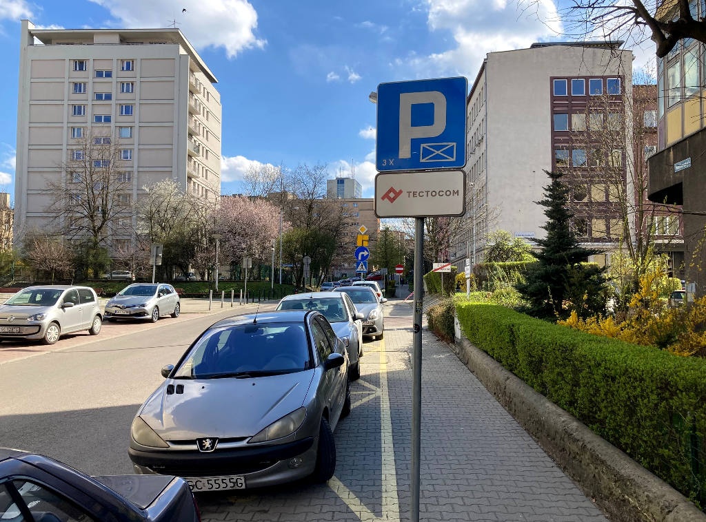 Przewodniczący rady miasta apeluje o podniesienie ceny kopert parkingowych