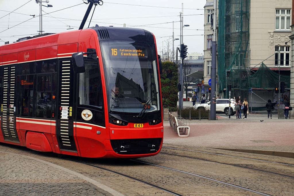 Dzień dobry Katowice. Świąteczne zmiany w komunikacji miejskiej