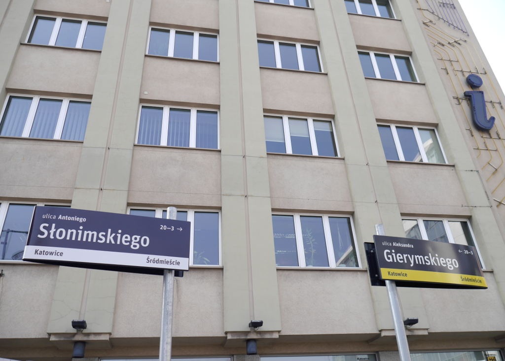 Mieszkańcy zdecydowali o kolorze tabliczek z nazwami ulic
