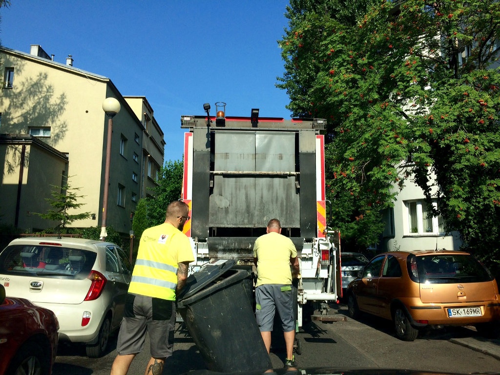 Miasto przedłużyło czas na składanie ofert w przetargu na odbiór odpadów