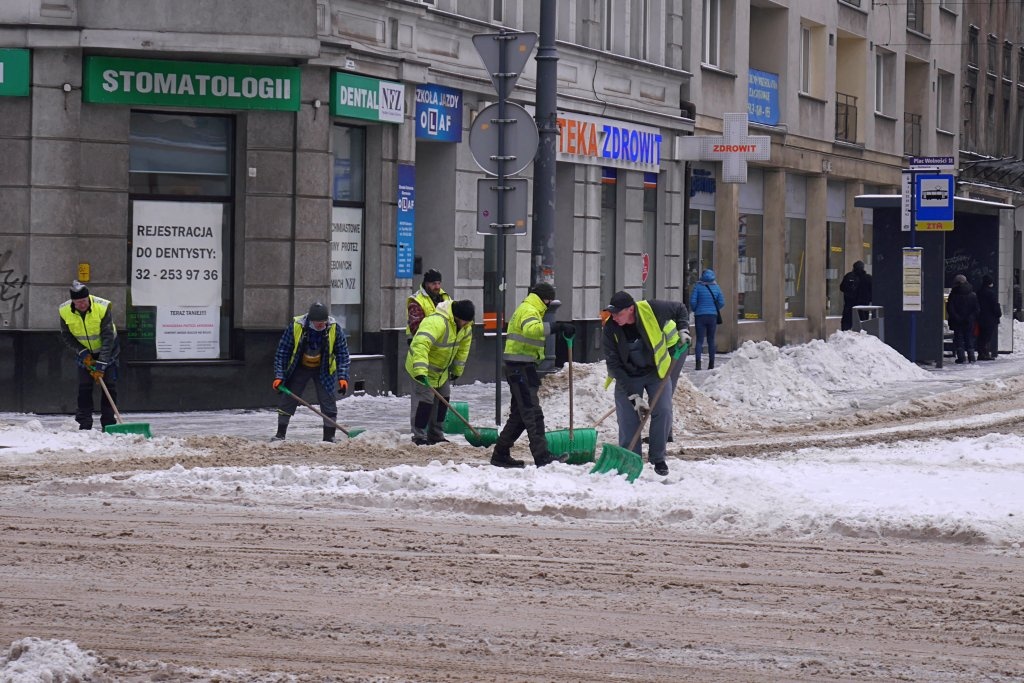 Dzień dobry Katowice. Dzisiaj znowu opady śniegu