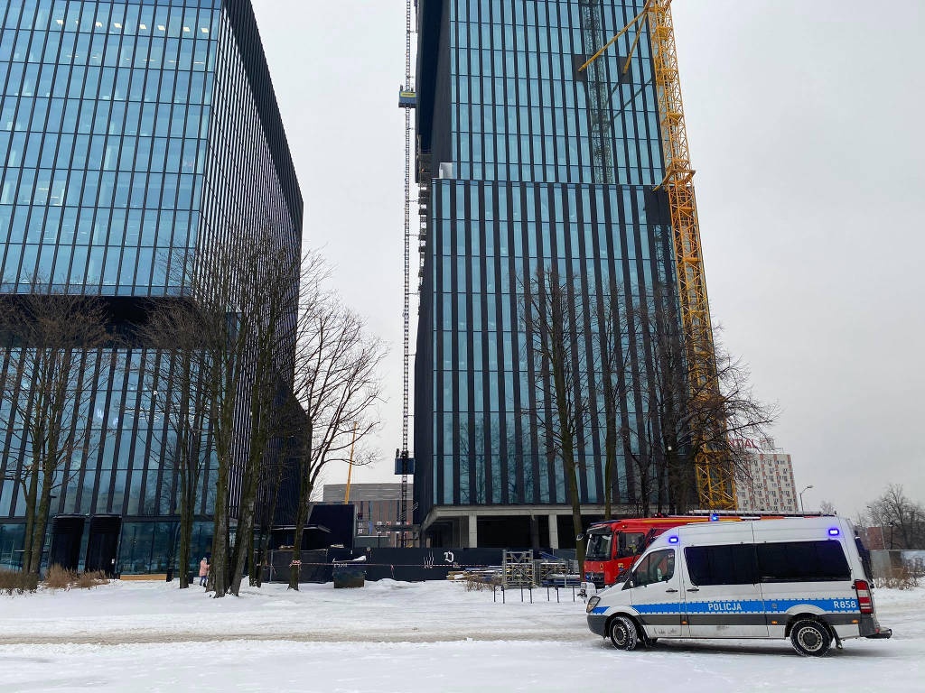 Wypadek na budowie biurowca przy Spodku. Mężczyzna spadł z żurawia