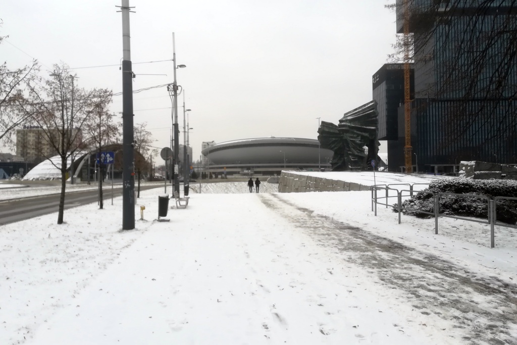 Dzień dobry Katowice. Baseny i kina przygotowują się do otwarcia