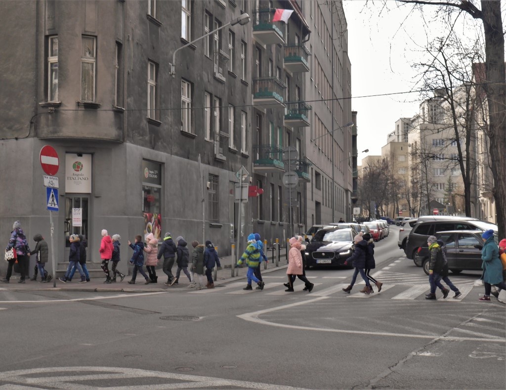 Dzień dobry Katowice. Dzisiaj najmłodsi uczniowie wracają do szkoły