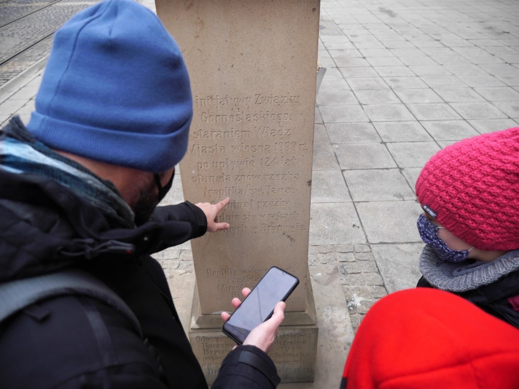Gra miejska zamiast Orszaku Trzech Króli W Katowicach. Uczestnicy przyjeżdżali z różnych miast