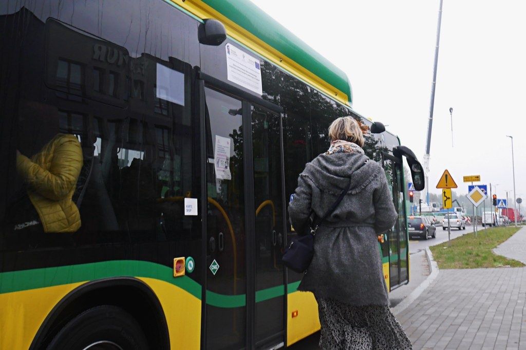 Nowy przystanek i zmiany dla pasażerów autobusów w Piotrowicach