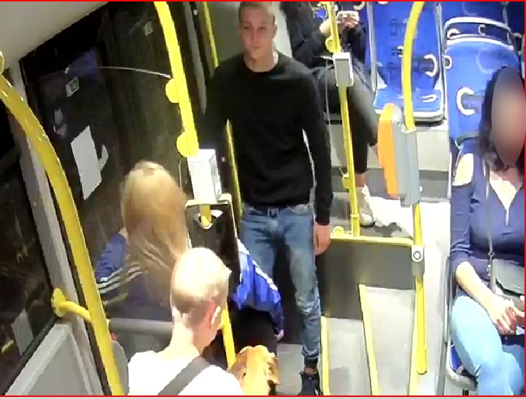 Pobił nastolatka na ulicy w Szopienicach. Szuka go policja