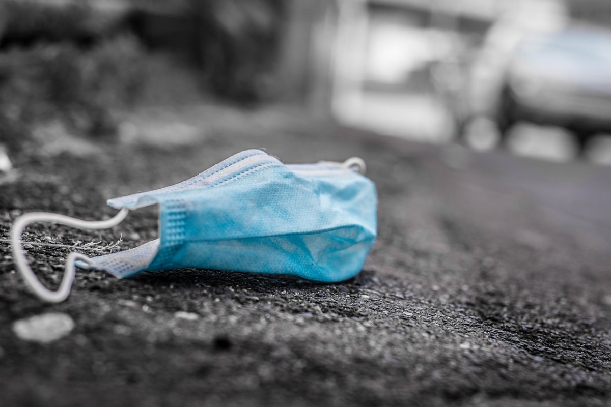 Lekki spadek liczby zakażeń w Polsce, ale duży wzrost w Katowicach