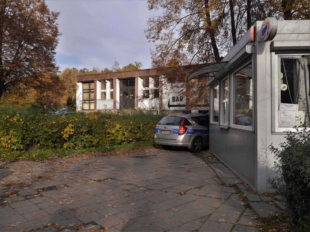 Zwłoki mężczyzny leżały całą noc w pobliżu kopalni. Lekarka nie chciała przyjechać i wypisać karty zgonu