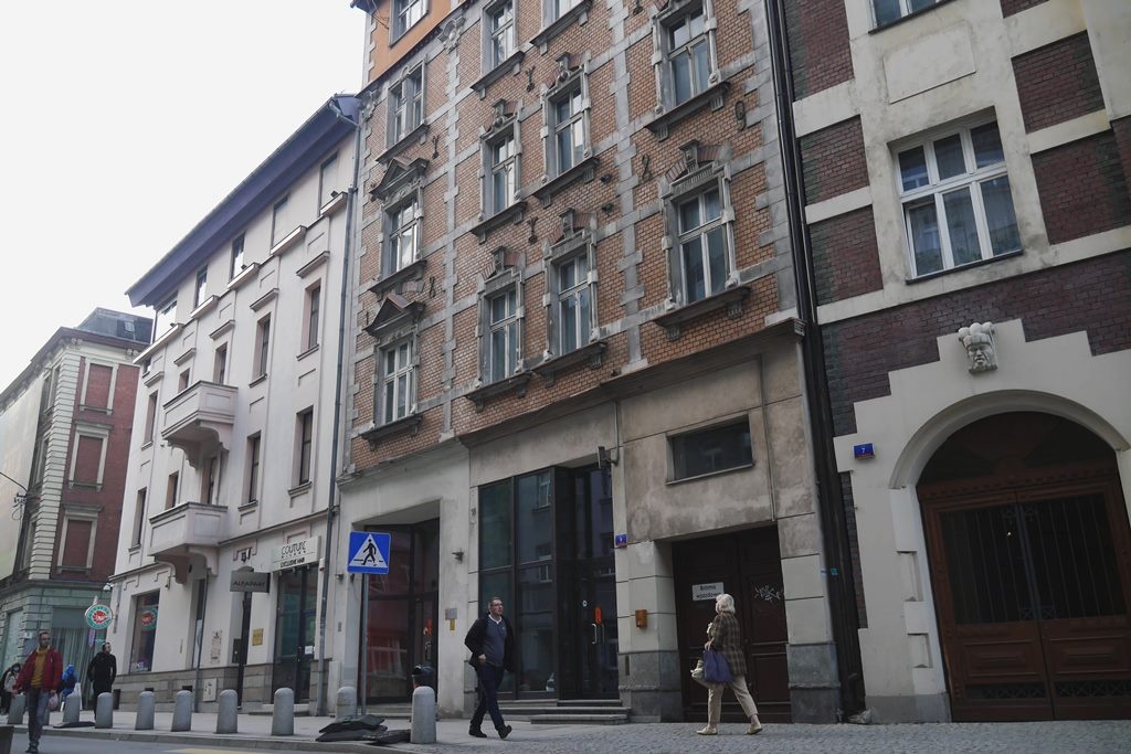 Miasto sprzeda kamienicę w centrum
