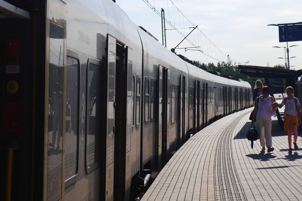 400 kilometrów nowych torów i 130 przystanków. Metropolia chce, żeby więcej mieszkańców jeździło pociągami