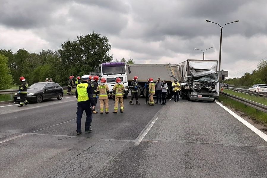 Wypadek na S86. Droga Katowice-Sosnowiec zablokowana [ZDJĘCIA]
