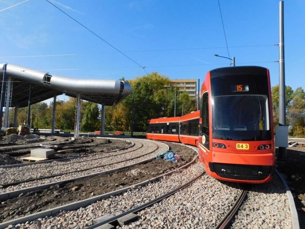 Tramwaje nie kursują do Zawodzia, bo buduje się centrum przesiadkowe
