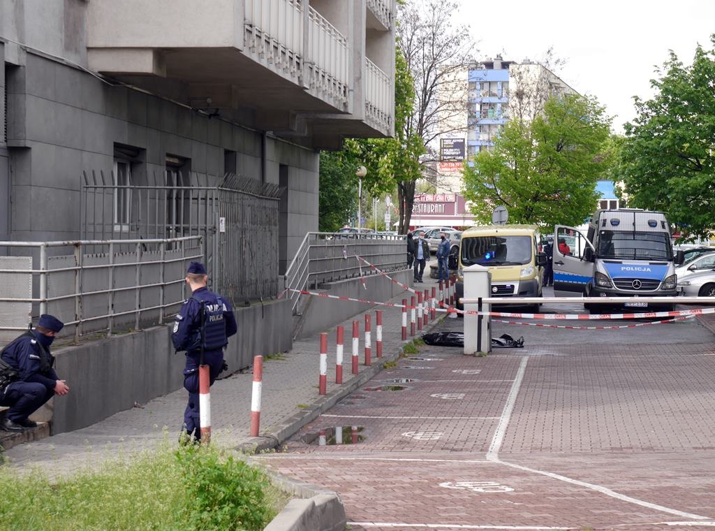 Tragedia w centrum Katowic. Mężczyzna wypadł z okna