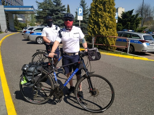 Katowiccy policjanci rozpoczęli patrolowanie miasta na rowerach