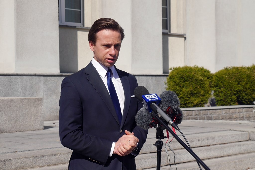 Krzysztof Bosak w Katowicach. Kandydat Konfederacji szykuje się do drugiej tury wyborów prezydenckich