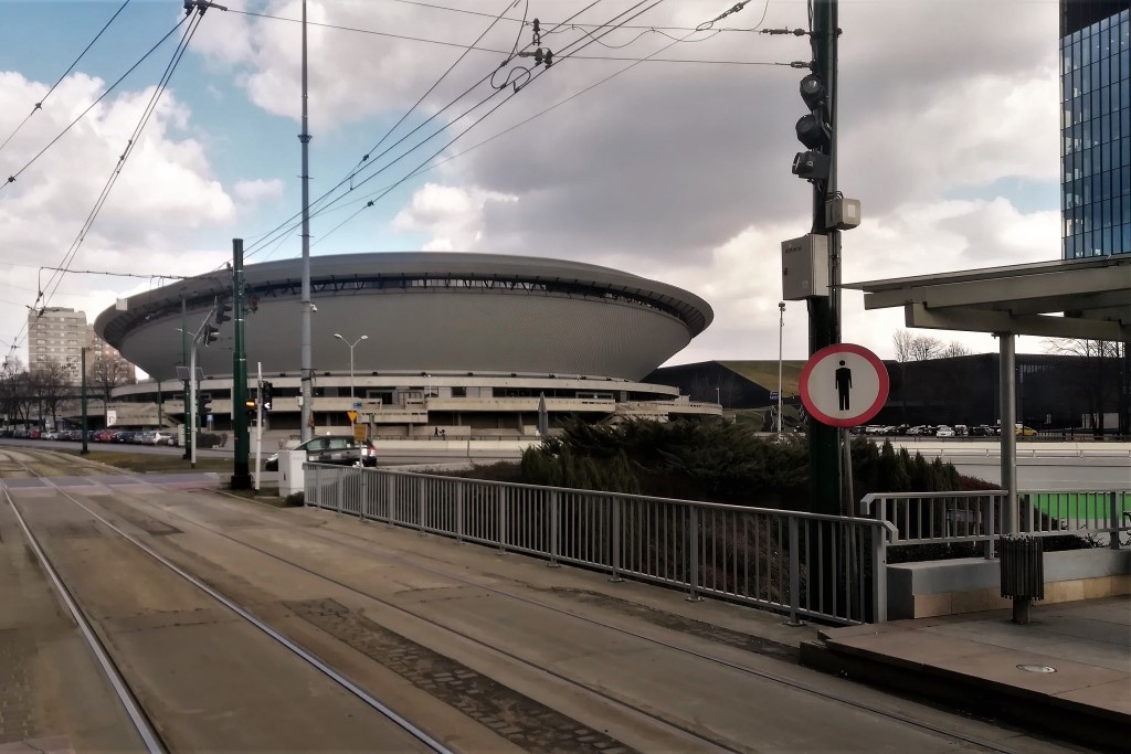 Dzień dobry Katowice. Od dzisiaj zakaz wychodzenia z domu bez wyraźnej potrzeby