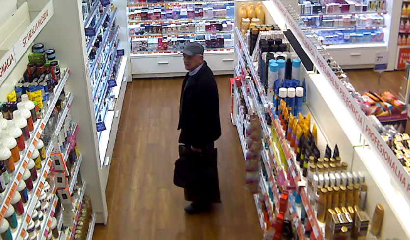 Ukradł perfumy za 1,5 tys. złotych. Szuka go policja
