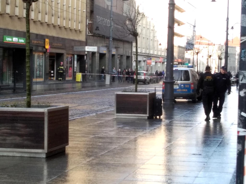 Kolejny alarm w centrum Katowic. Tym razem na ul. 3 Maja