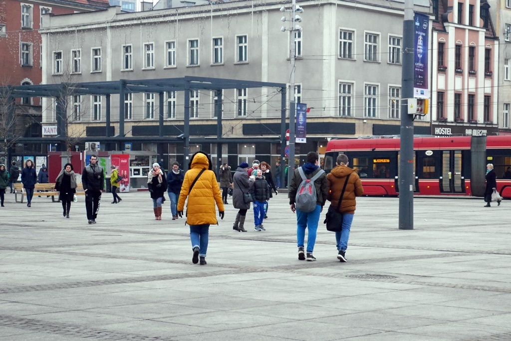 Awantura na Rynku w Katowicach. Jedna osoba została ranna