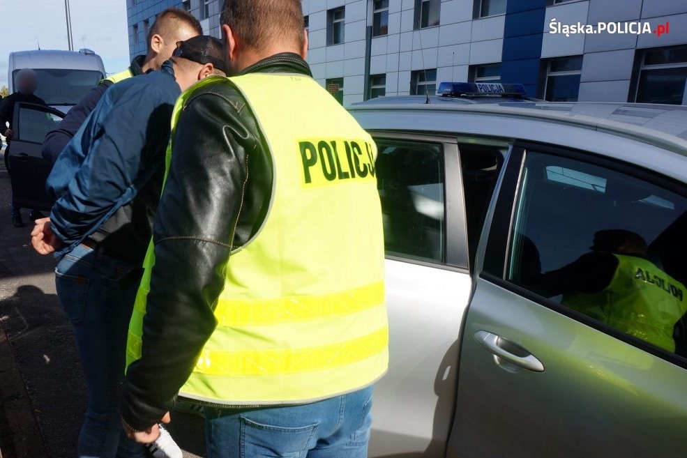 Porwali mieszkańca Jaworzna. Gdyby podpisał umowę w Katowicach, mógł stracić 2 mln zł [WIDEO]
